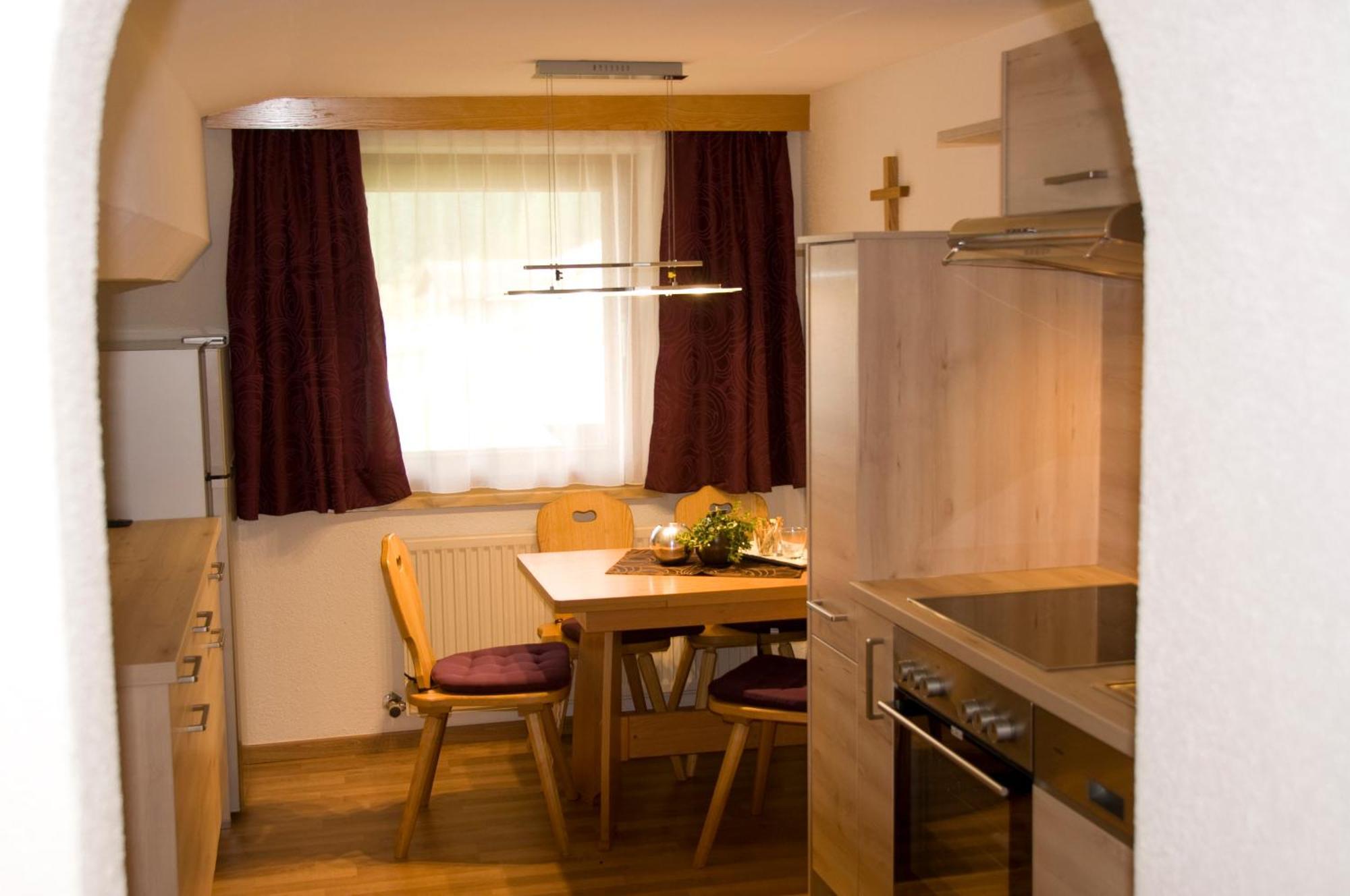 Haus Astoria Lejlighed Sankt Leonhard im Pitztal Eksteriør billede